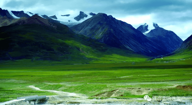 硅锰冶炼中炉渣碱度对炉况的作用与影响